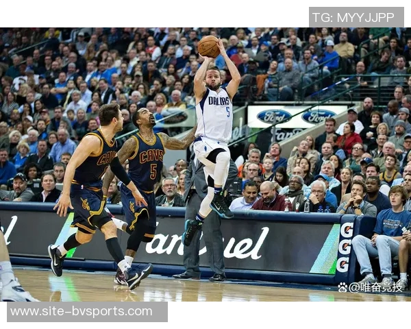 拉塞尔表现低迷但关键时刻助森林狼赢球引发热议 拉塞尔表现低迷但关键时刻助森林狼赢球引发热议