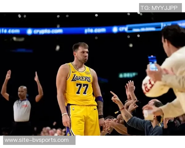 霍华德看好东契奇争夺本赛季MVP文班或将创下最年轻MVP纪录